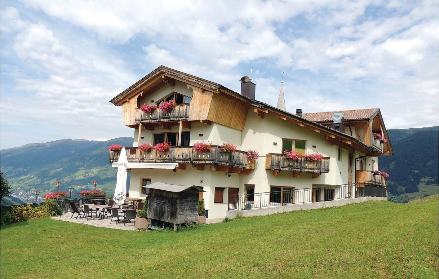 Ganze Ferienwohnung, Wohnung mit Bergblick - Strassen 1.5km in Gailtaler Alpen, Kartitsch