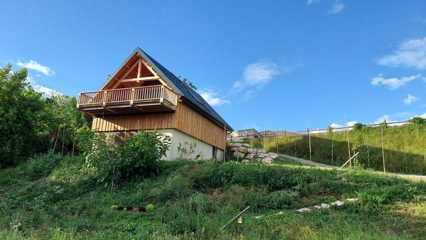 Gîte pour 8 personnes, avec vue et jardin à Coublevie - 3