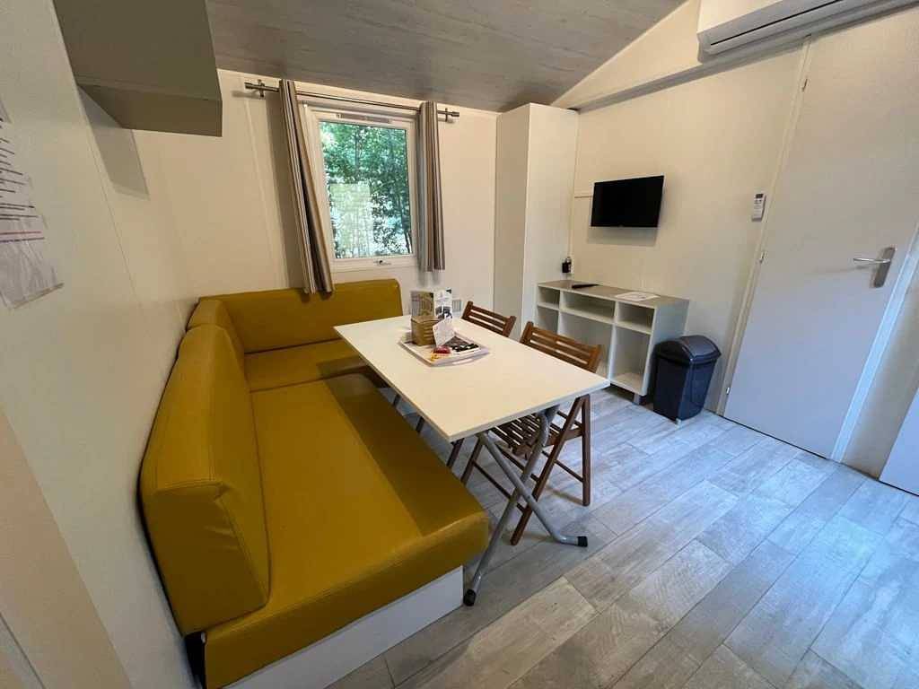 Camping 4 étoiles - Piscine  - ef00ai in Avignon, Vaucluse
