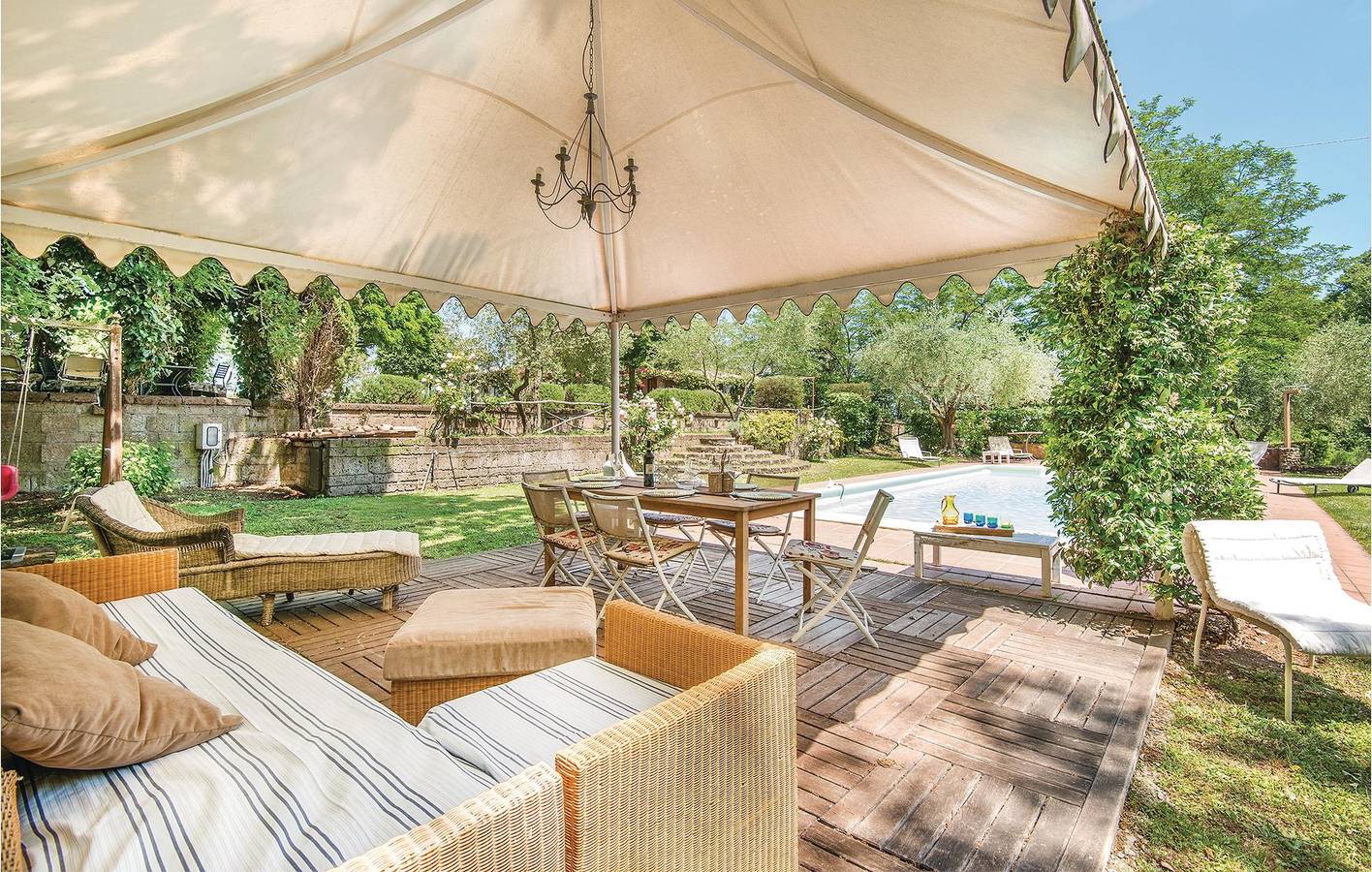 Gemütliche Wohnung mit Pool, Terrasse, WLAN und Klimaanlage in Vitorchiano, Viterbo Provinz