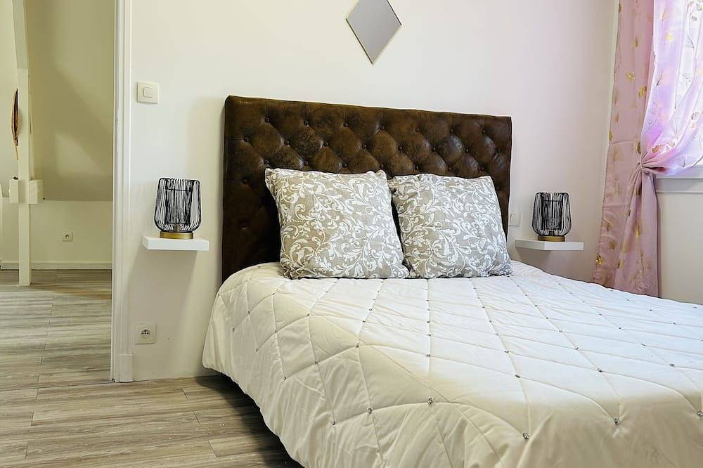 Chambre Dhôtes Chez Lhabitant in Démouville, Caen region