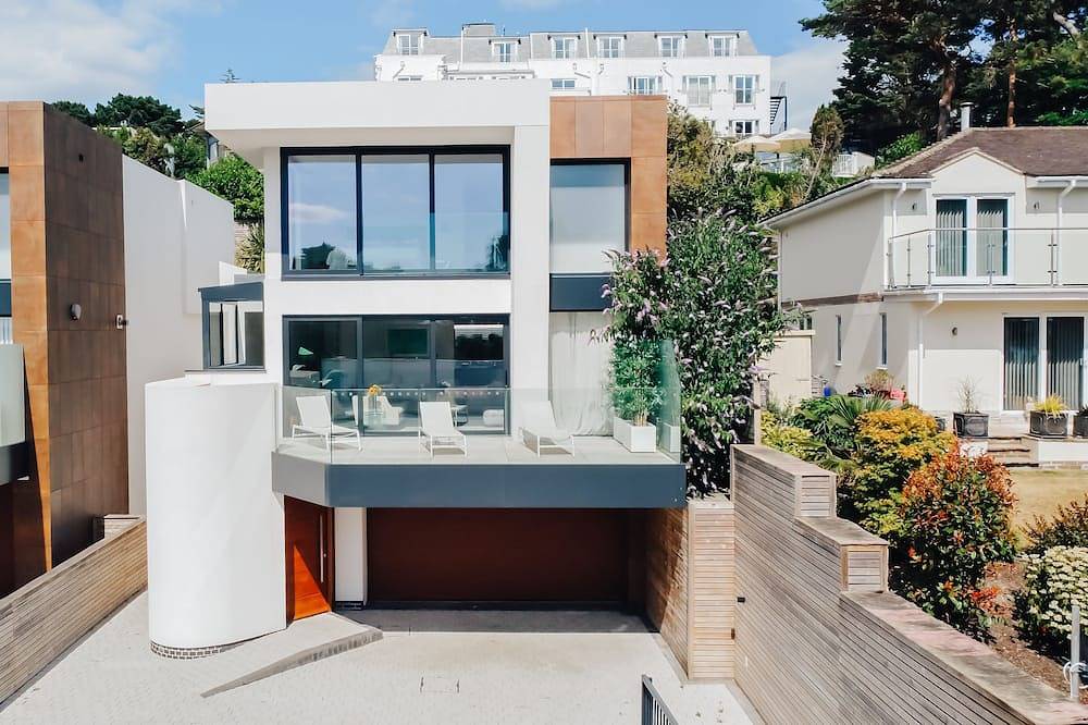 Glamping for 14 People in Poole, Poole Harbour