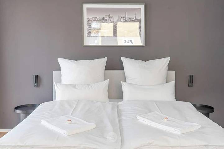 Appartement entier, Perfect city center location, 107 sqm, directly at the opera house in suite flair with terrace in Nuremberg, Franconie