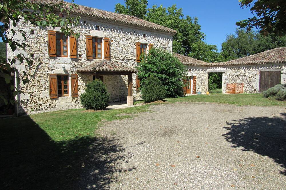 Charming cottage in Montaigu-de-Quercy, Tarn-et-Garonne