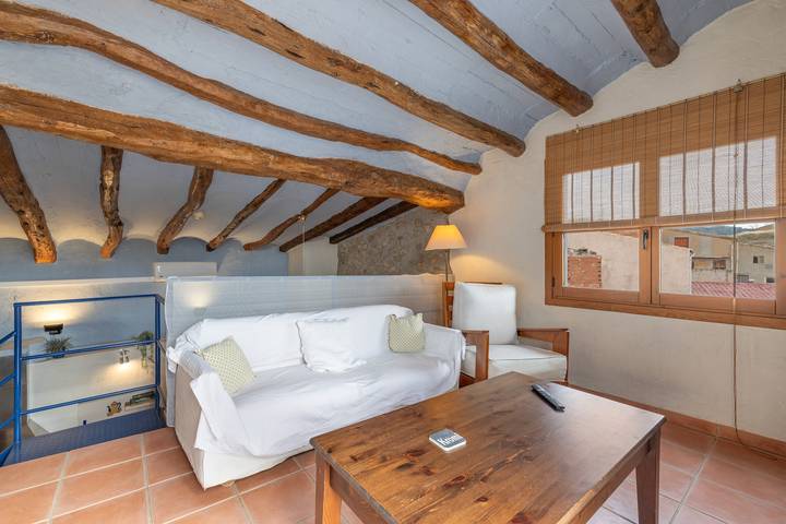 Apartamento 'Cal Capdevila Blau' con vistas a la montaña, Wi-Fi y aire acondicionado in Pira, Provincia de Tarragona