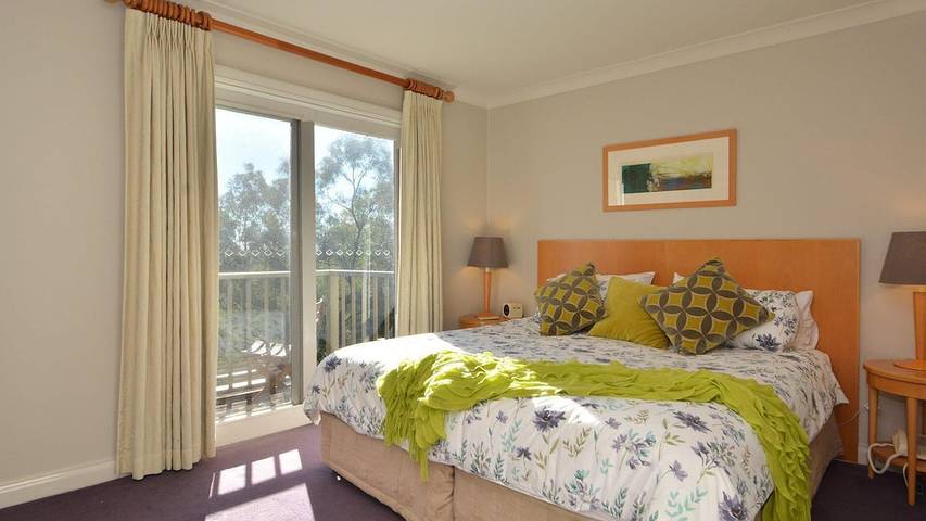 Villa for 7 people, with pool and balcony in Hunter Valley