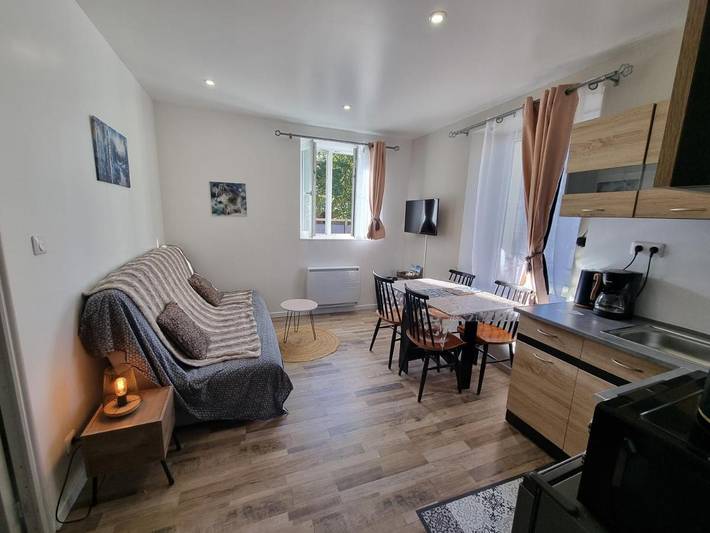 Gîte pour 4 personnes, avec vue dans Gare De La Bourboule