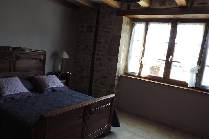 Gîte pour 8 personnes, avec jardin et terrasse dans Sousceyrac-en-Quercy - 2