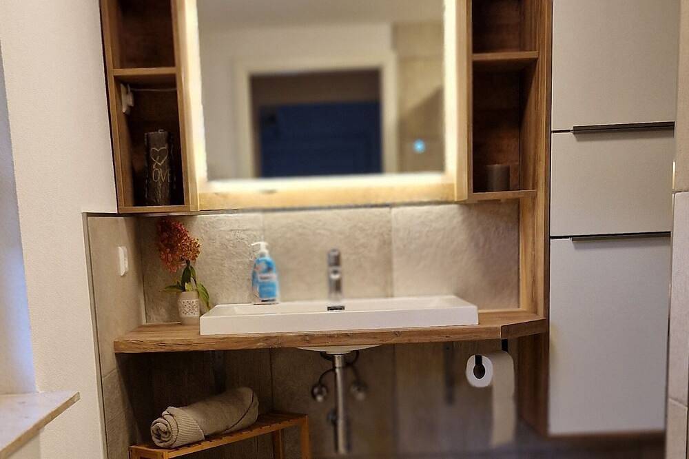 Ferienwohnung am Tannenwäldchen Liebevoll eingerichtetes Ferienhäuschen in Dissen-Striesow, Spreewald
