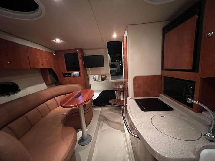 Bateau pour 4 personnes, avec vue en Provence-Alpes-Côte d'Azur