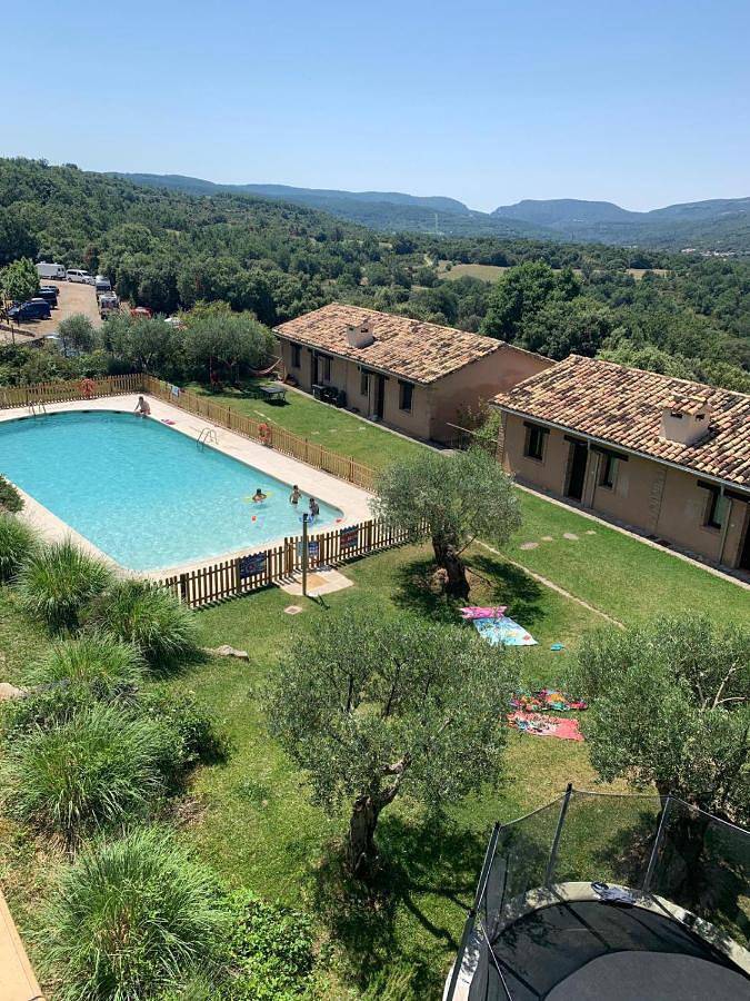Aparthotel para 6 personas, con balcón y vistas además de jardín y piscina - 1