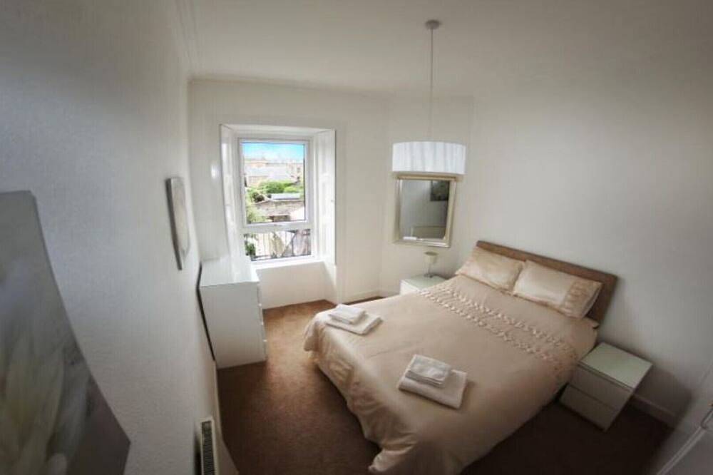 Ganze Wohnung, Ayr Beach View Apartment in Ayr, Firth Of Clyde