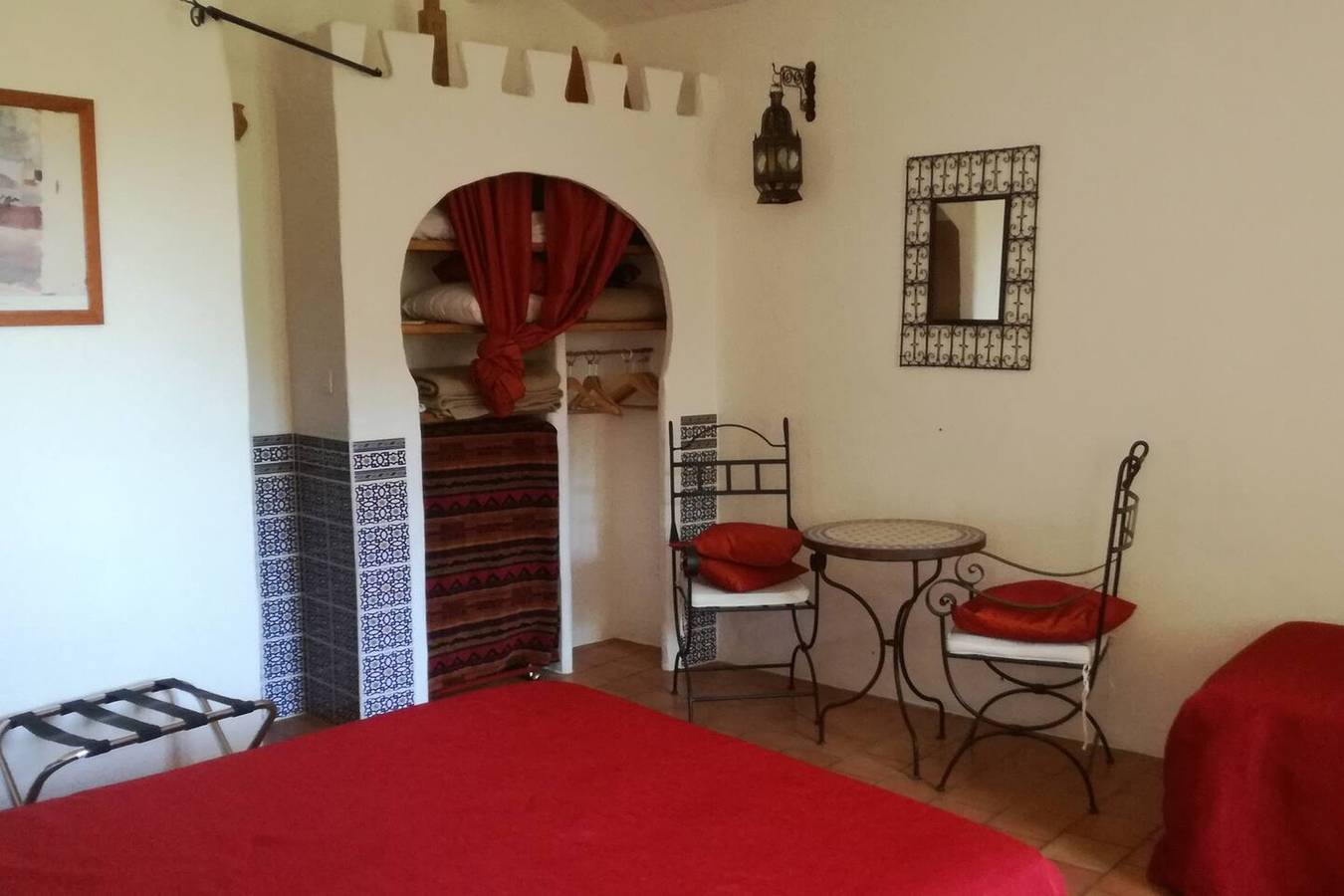 Maison charmante à Saint-Georges-de-Luzençon avec jacuzzi in Saint-Georges-de-Luzençon, Parc naturel régional des Grands Causses