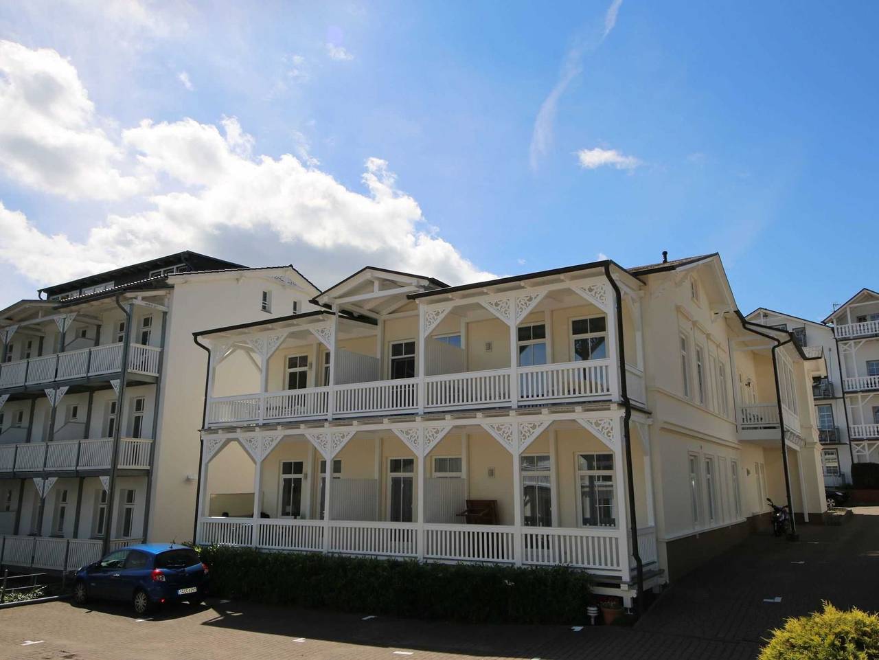 Ganze Ferienwohnung, P: Villa Heimkehr Whg 08 3 Sterne mit Balkon / Meerblick - Villa Heimkehr Whg. 08 3 Sterne mit Balkon / Meerblick in Göhren, Rügen