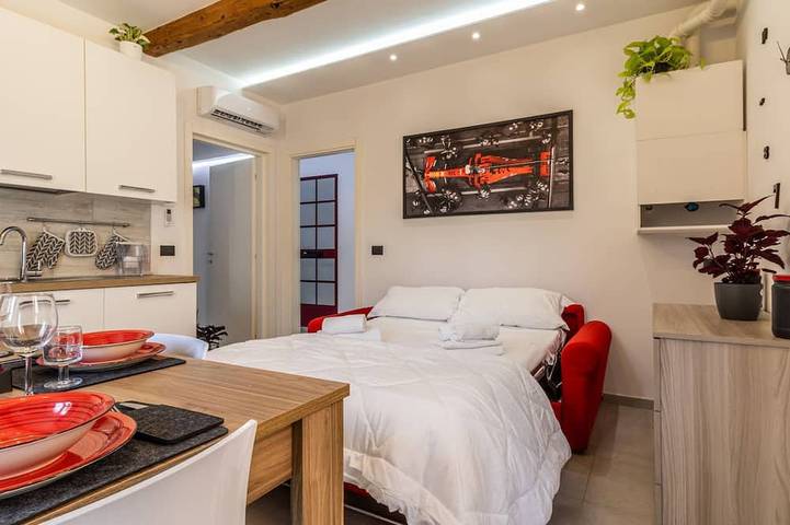 Appartamento intero, Museo Enzo Ferrari|Stazione Fs-WiFi-parcheggio No Ztl in Modena, Provincia di Modena
