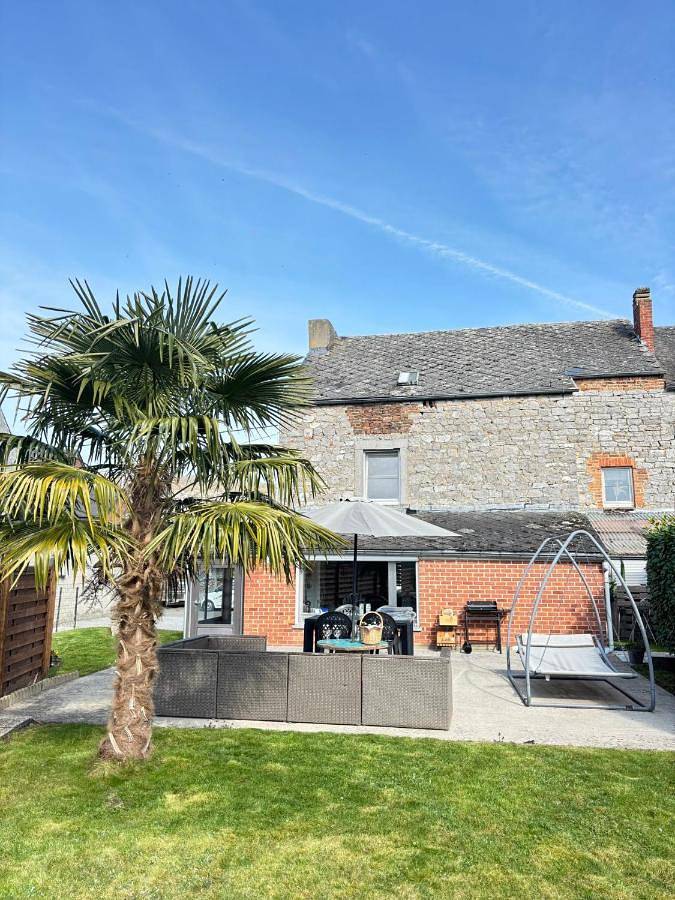 Maison de vacances pour 4 personnes, avec Terrasse ainsi que Jardin et Vue à Anhée