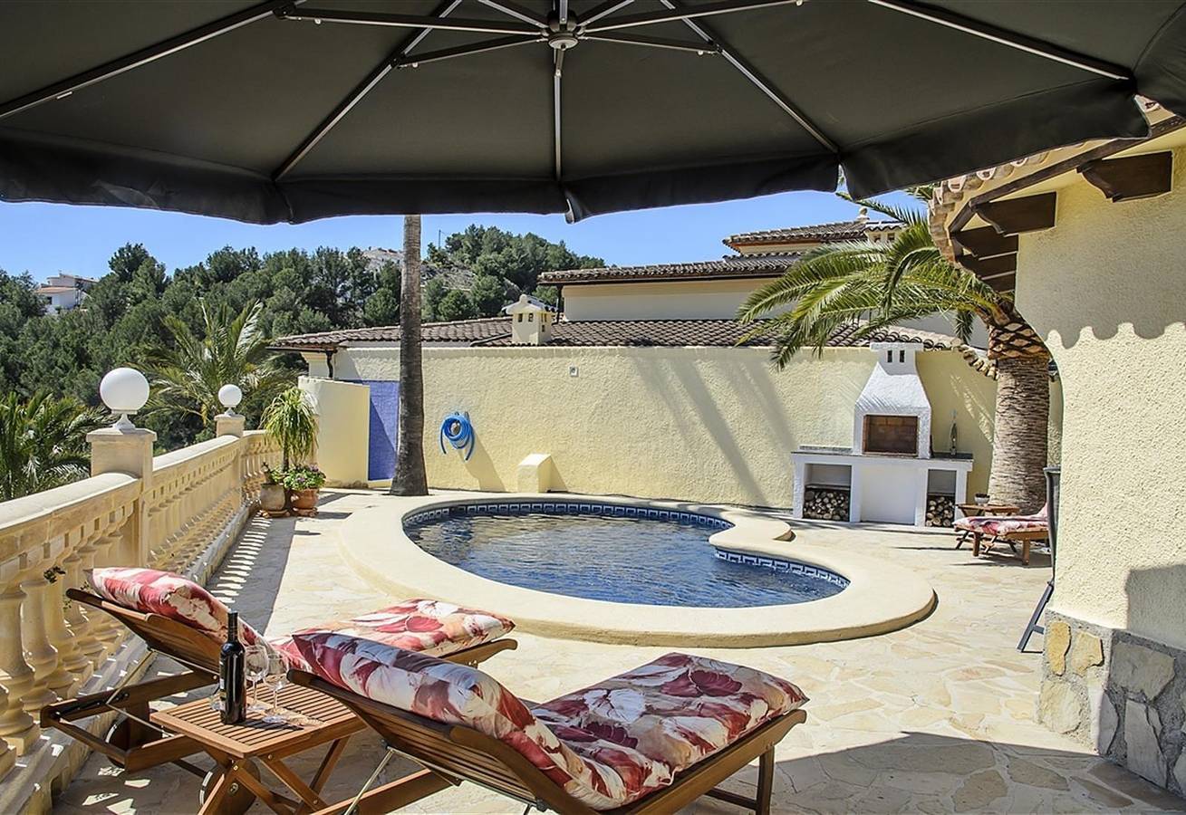 Villa 'La Vista' with Sea View, Wi-Fi and Air Conditioning in Benimeit, Teulada (Spain)