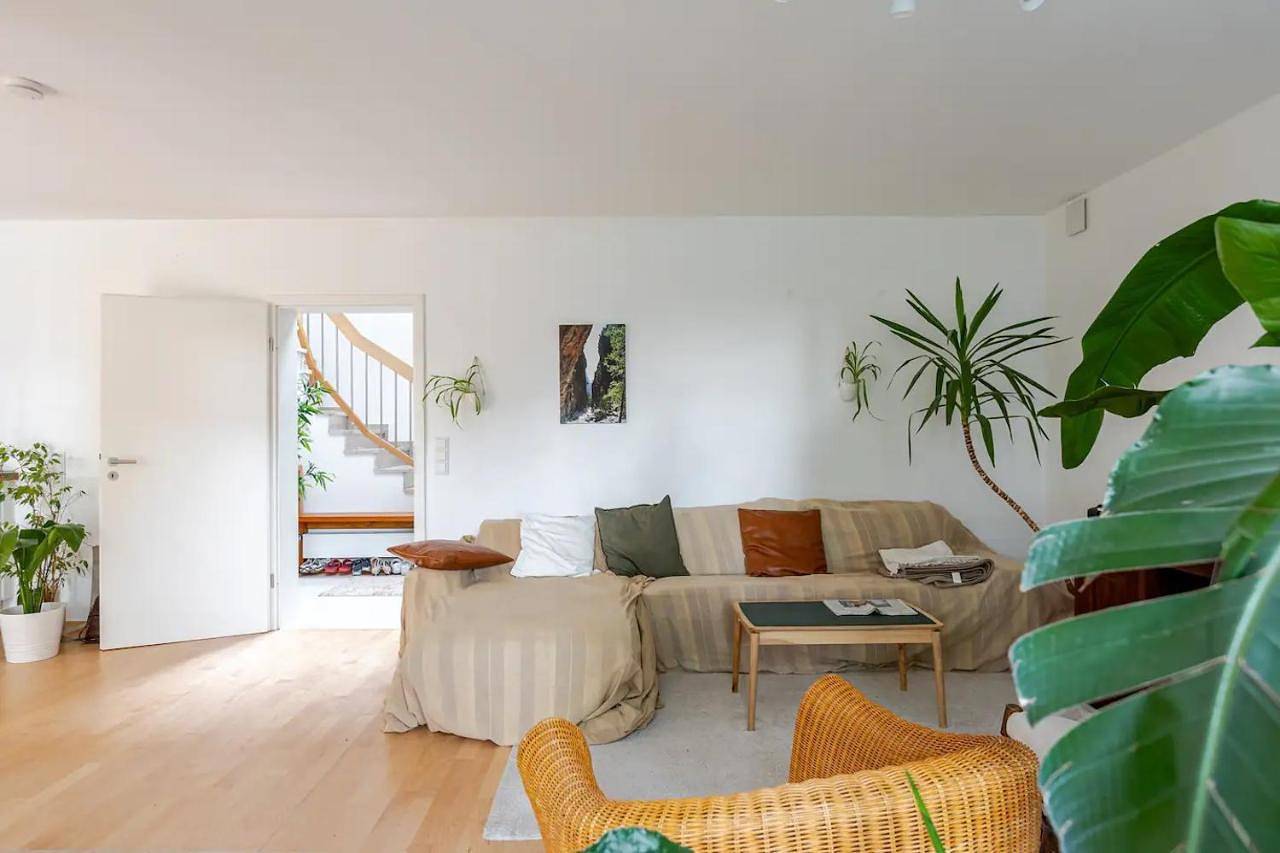 Three-Bedroom Villa in Köln, Rheinland