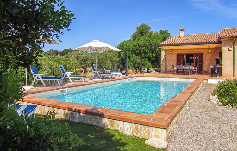 Casa de vacaciones para 6 personas, con terraza en Capdepera