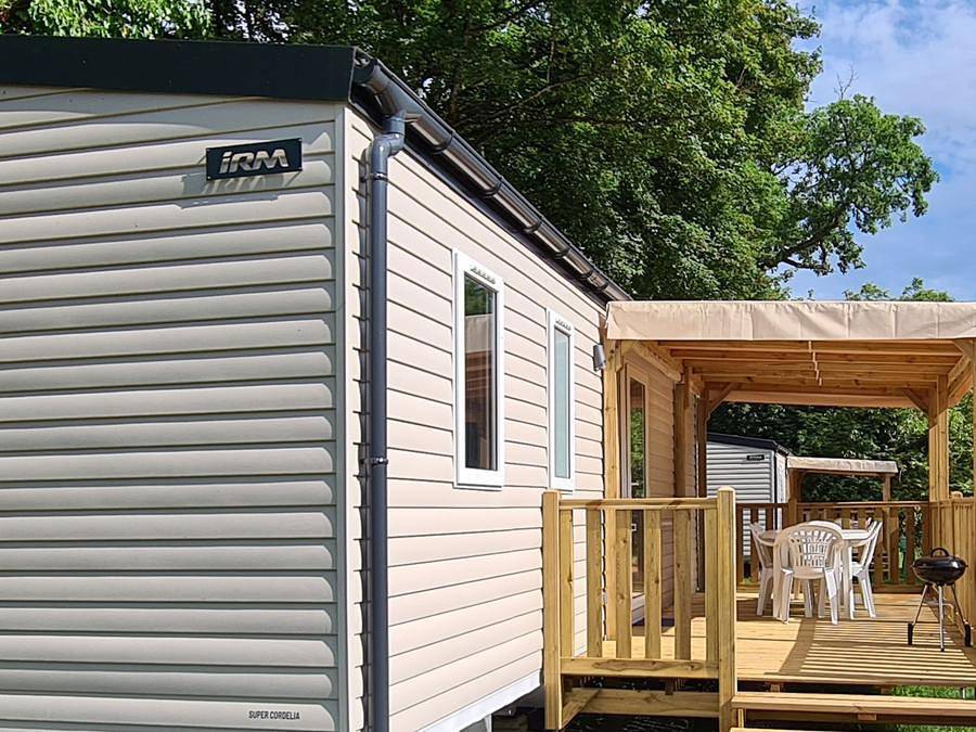 Camping Domaine Papillon - Mobilheim 6 personen - 3 Schlafzimmer in Reyrevignes, Regionaler Naturpark Causses du Quercy