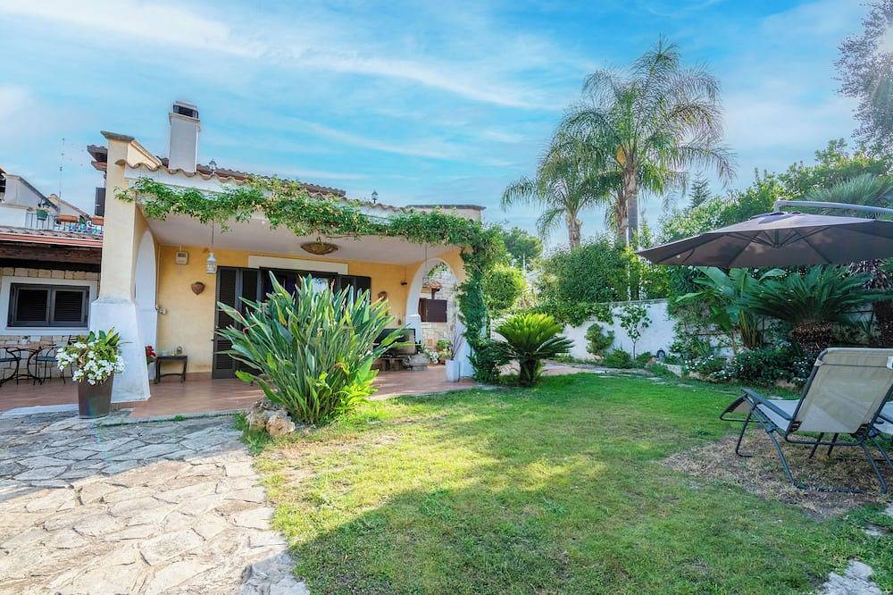 2 Bedroom Villa in Bisceglie in Bisceglie, Barletta-Andria-Trani