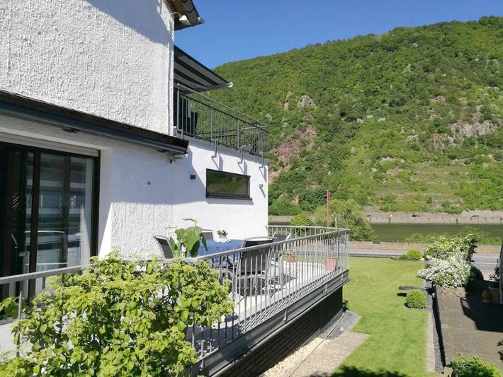 Ferienwohnung für 4 Personen, mit Terrasse und Garten sowie Ausblick