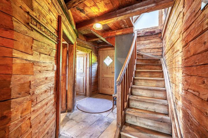Gîte pour 6 personnes, avec Balcon ainsi que Jacuzzi et Jardin à Scena - 4