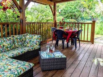 Gîte pour 2 personnes, avec jardin à Rivière-Salée