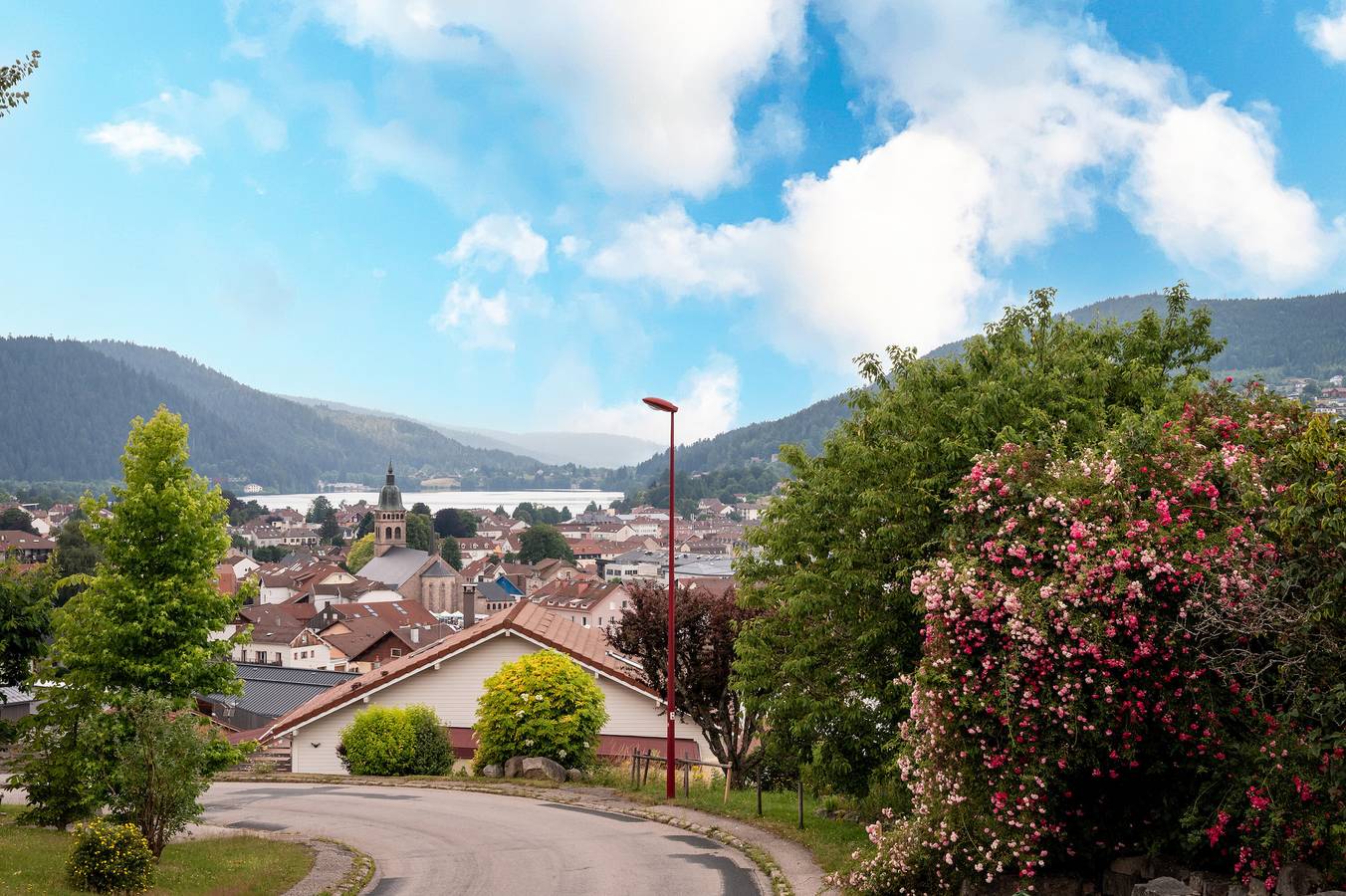 Ganzes Studio, Studio Margeriaz mit Wlan: Panoramablick auf die Stadt und den See in Gérardmer, Regionaler Naturpark Belchen der Vogesen