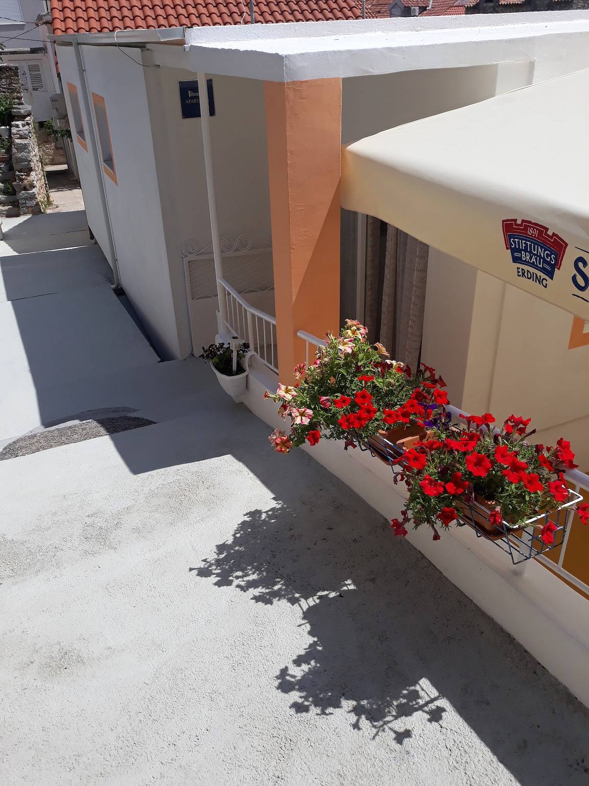 Ganze Wohnung, 1-Zimmer-Ferienwohnung mit Terrasse Tisno, Murter A-4298-a in Tisno, Murter