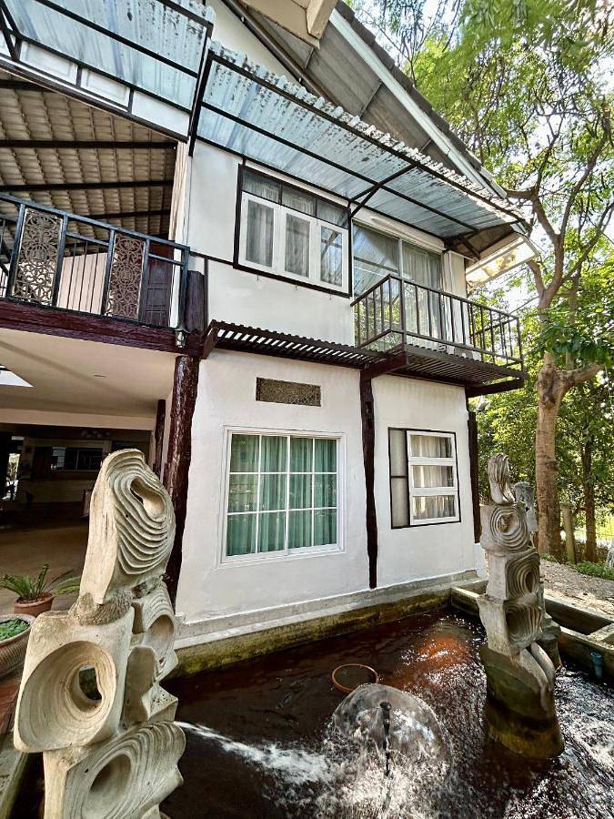 Ferienwohnung für 2 Personen, mit Terrasse und Garten in Chiang Mai