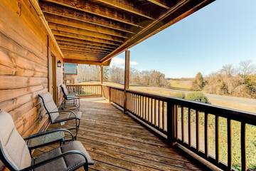 Vacation House for 12 Guests in Lake Anna, Virginia, Picture 4