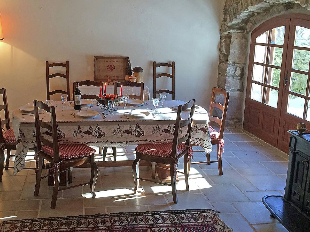 Retraite dans une villa en pierre isolée in Saint-Pierre-sur-Doux, Région de Tournon-sur-Rhône