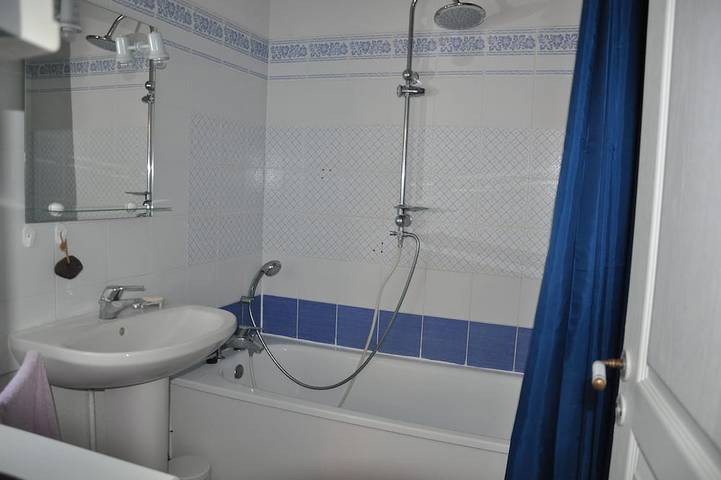 5-person house in thalasso therapy private residence with free Wifi in Ars-en-Ré, Ile de Re