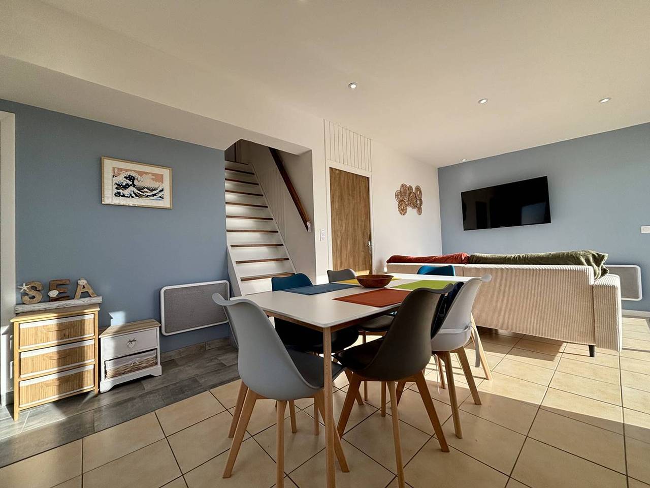 Ruhiges Haus 2 Schlafzimmer nahe Meer, Parkplatz, Terrasse in Saint-Denis-d'Oléron, Côte de Beauté