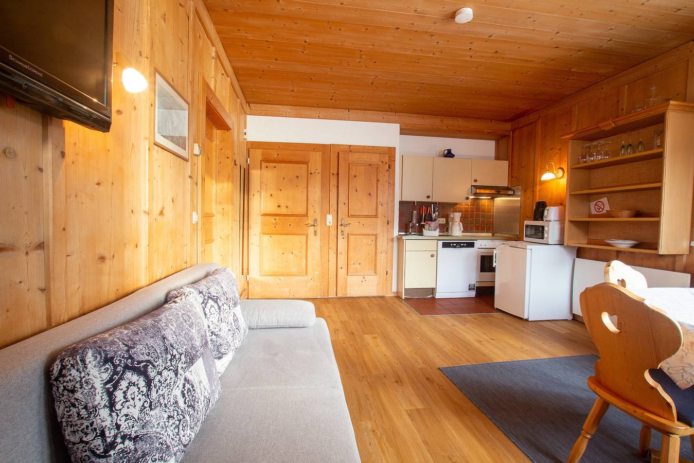 Entire apartment, Waterfront Apartment 1 in Zell am See, Kitzbuehl alps