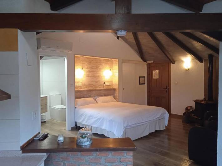 Casa rural para 4 personas, con Terraza y Jacuzzi además de Jardín y Piscina en Provincia de Ávila - 3