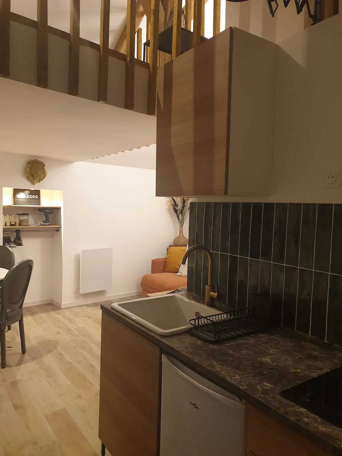 Entire studio, Cozy Studio with Garden in Ballan-Miré in Ballan-Miré, Tours region