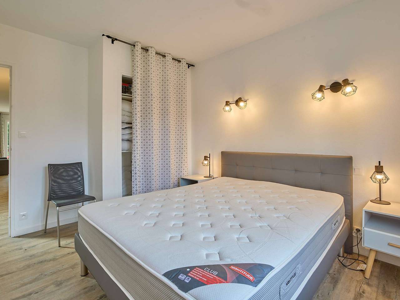 Appartement entier, Spacieux T2 rénové, vue nature, balcon sud, Wifi, parking à Barbotan in Cazaubon, Gers