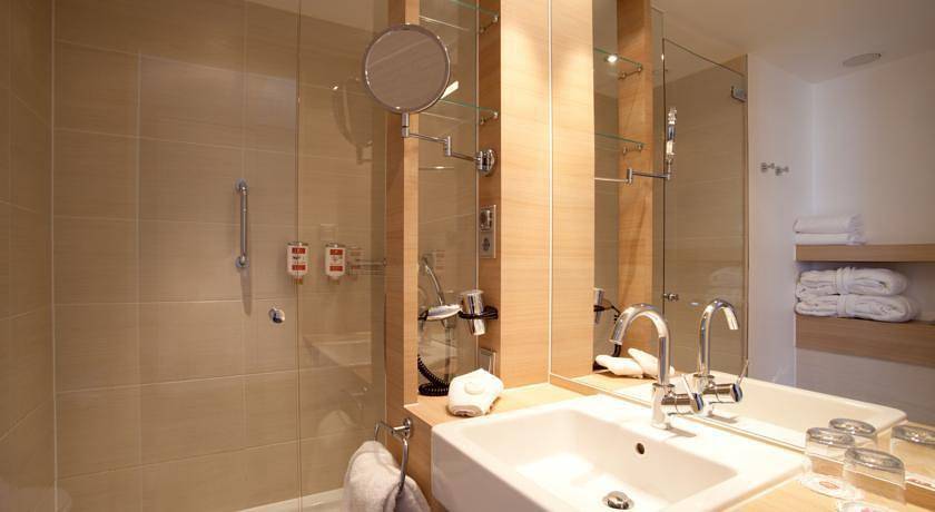 Komfort Zweibettzimmer mit Dusche, Wc in Salzburgo, DMO Demo Region_1