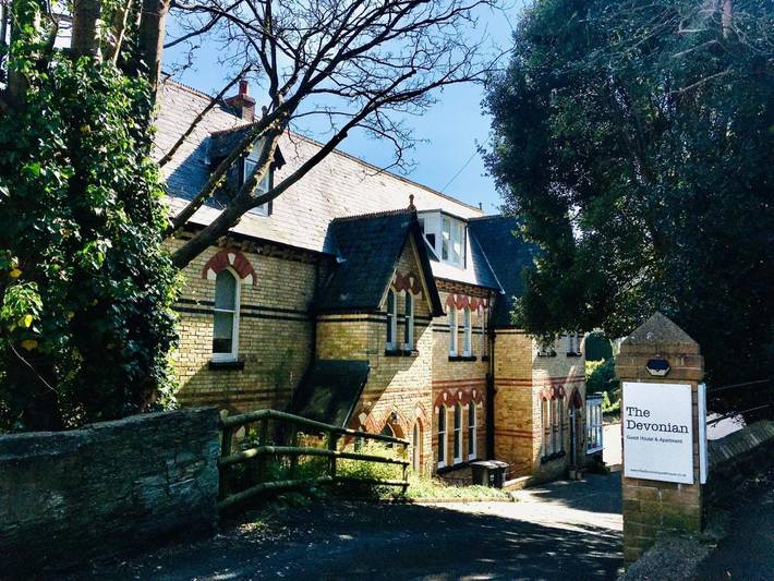 Bed and breakfast for 2 people, with Terrace and Garden as well as Sauna and View in Devon