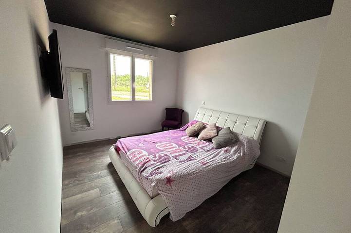 Location de vacances pour 8 personnes, avec terrasse et jardin à Allègre-les-Fumades - 3