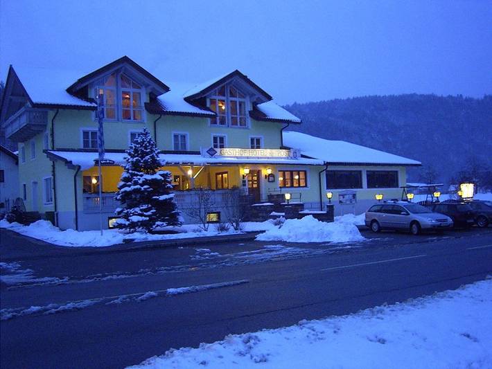 Gasthof Hotel zur Post - Doppelzimmer mit Dusche/Wc und Sat-TV in Obernzell, Ostbayern