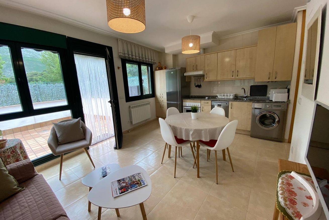 Appartement entier, Apartamento en Posada de Llanes con gran terraza in Posada de Llanes, Llanes