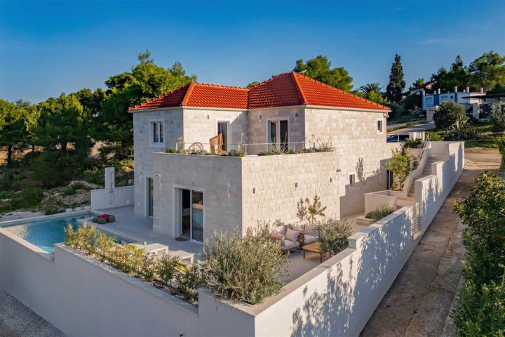 Villa pour 8 personnes, avec terrasse et piscine à Supetar - 3