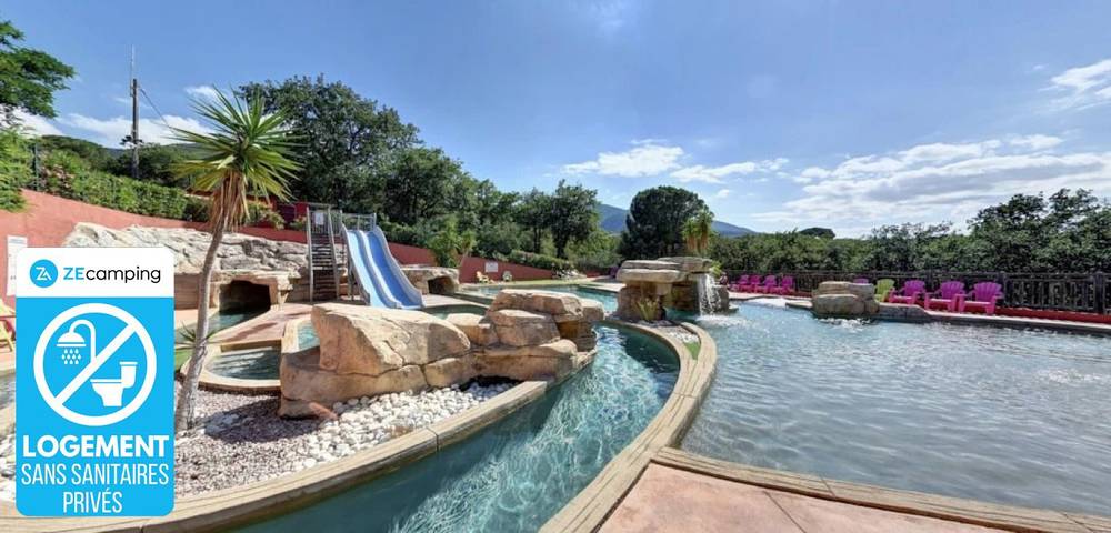 Tente pour 4 personnes, avec bassin pour enfant dans les Pyrénées-Orientales - 2