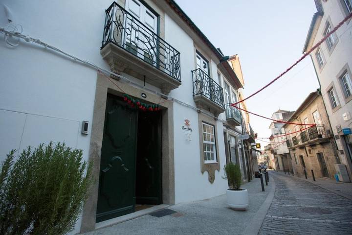 Hostel para 4 pessoas, com Terraço e Jardim em Vila Real (Cidade)