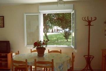 Gîte pour 4 personnes, avec terrasse dans Marennes-Hiers-Brouage