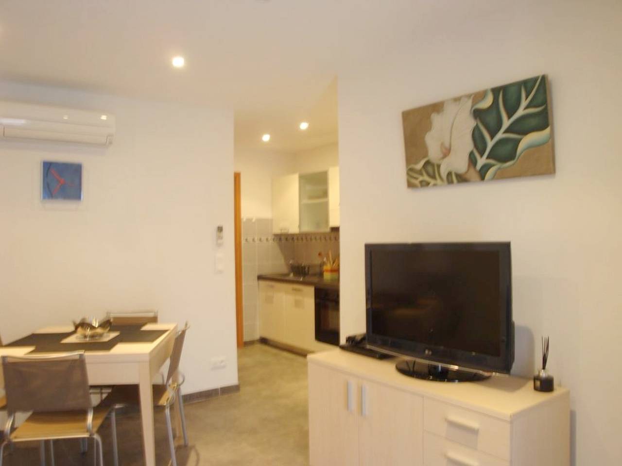 Appartement entier, Appartement charmant à Galéria avec vue sur mer, 39 m² in Galéria, Parc naturel régional de Corse