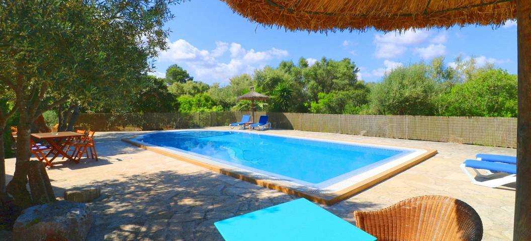 Finca für 3 Personen, mit Terrasse und Garten in Campos - 4